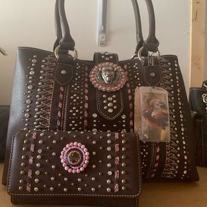 Montana west concealed carry purse and wallet NWT